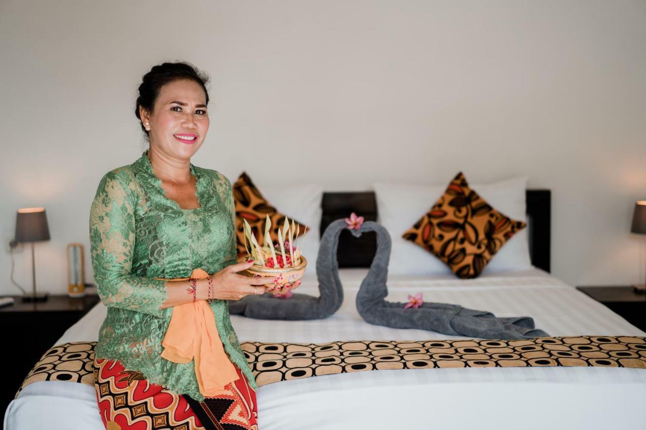 Anugrah Sari Homestay By Wizzela Nusa Lembongan  Exterior photo